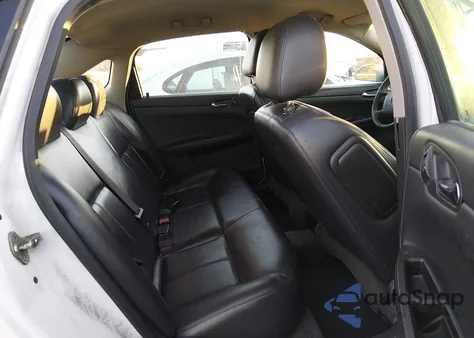 2010 Chevrolet Impala Police z USA, uszkodzony, nr VIN 2G1WD5EMXA1251534